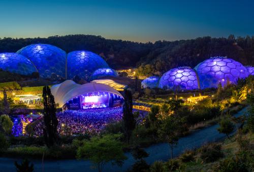 eden-sessions-wide-shot-madness